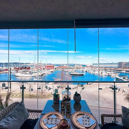 Holmestrand, Leilighet Pa Bryggekanten Esterno foto